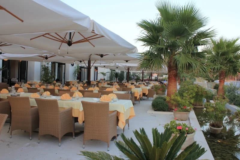 Le Cap Restaurants à Gammarth