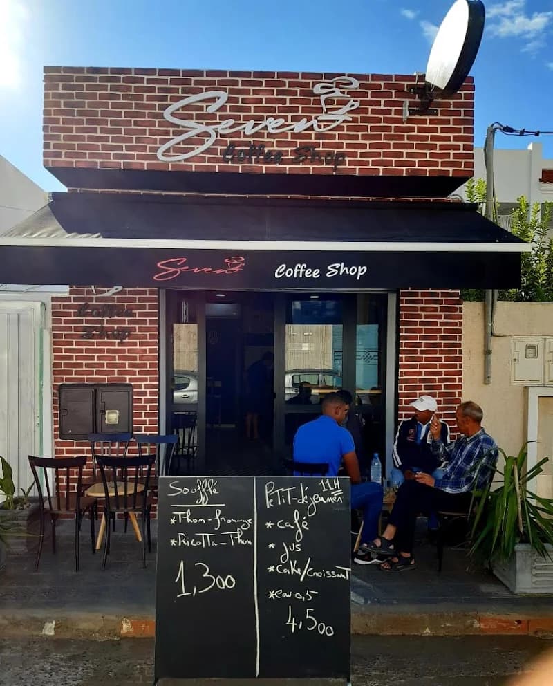 Seven coffee shop à Bardo