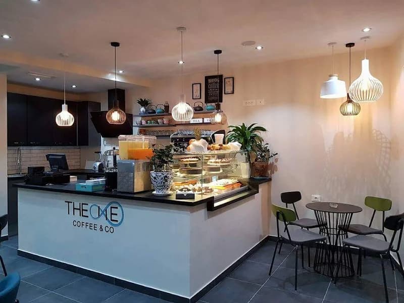 The one Coffee & Co à Megrine