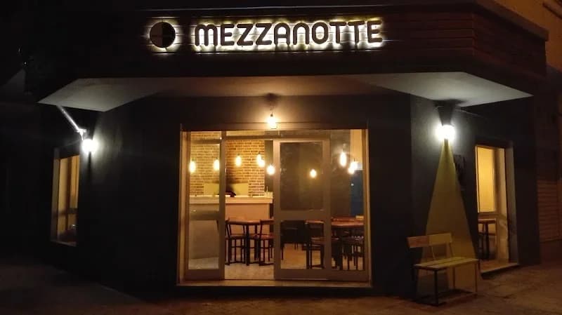 Mezzanotte Pizzeria à Hammam Lif