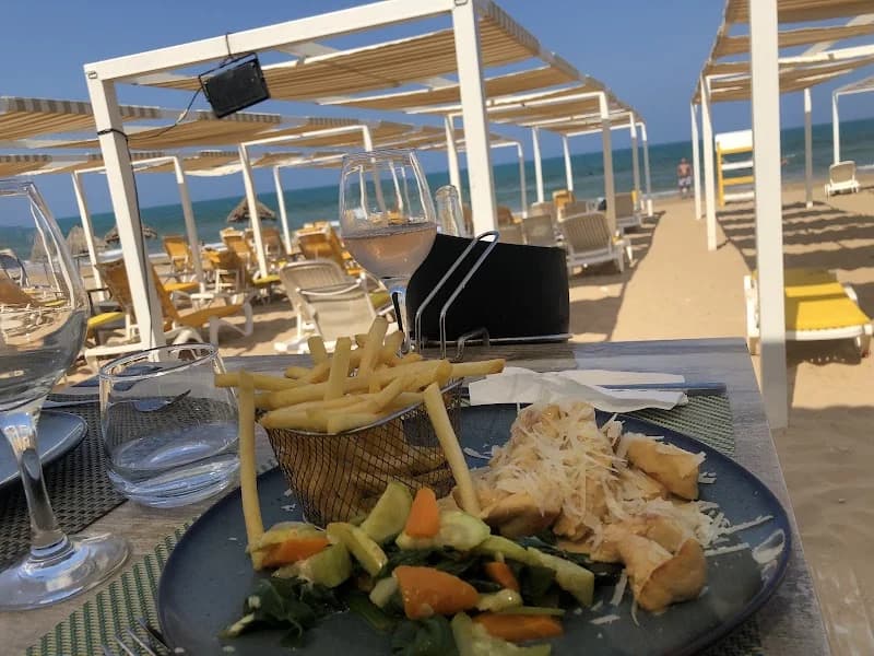 OKTO Beach Restaurant à Gammarth