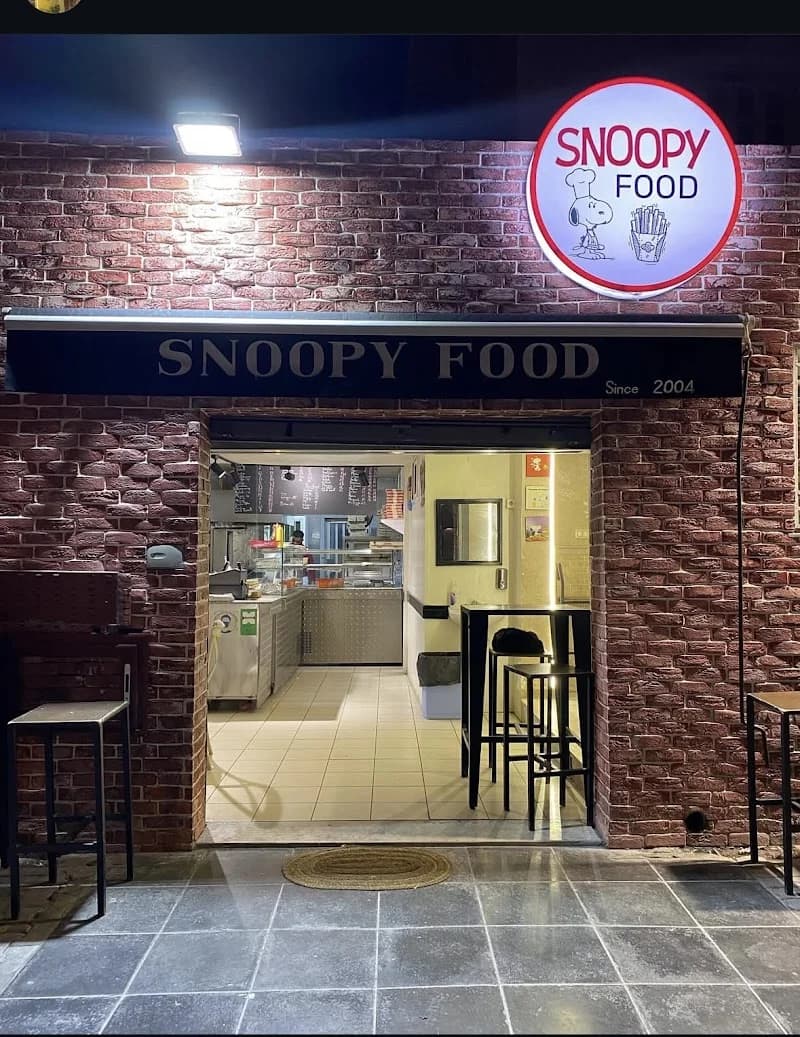 Snoopy Food à Cite Olympique